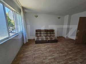 Apartament de vanzare, 43.63 mp, zona Micro 12 - imagine 2