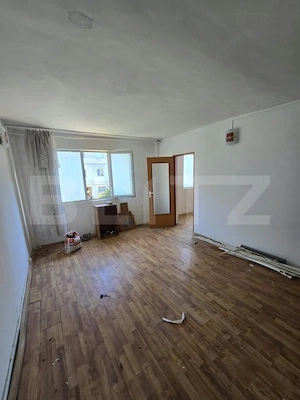 Apartament de vanzare, 43.63 mp, zona Micro 12 - imagine 4