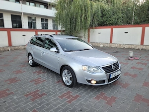 Volkswagen Passat B6 Break 2.0 TDI Cutie Automata DSG  - imagine 1