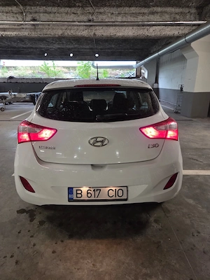 VAND Hyundai i30 1.4 CRDi model 2013 - 190.000 km reali - imagine 5