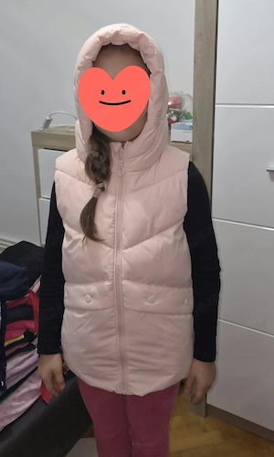 Vesta roz C&A nouă 