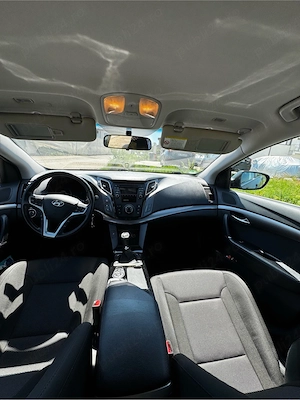 Hyundai i40 1.6 benzina  - imagine 9