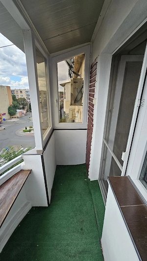 vand apartament 2 camere zona alfa Arad - imagine 9