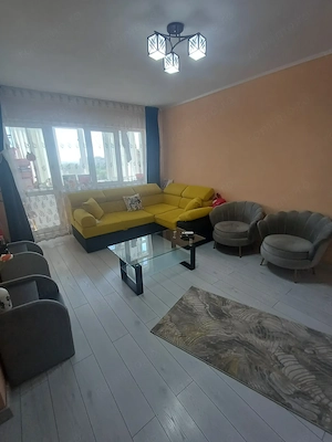 Apartament 2camere de vanzare