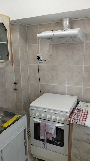 Închiriez apartament cu o camera  - imagine 5