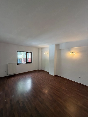 Direct proprietar Apartament 3 camere - imagine 9