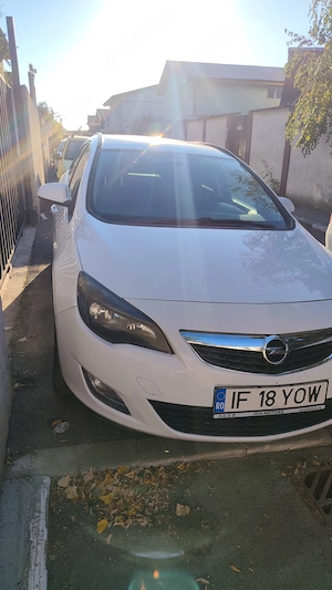 Opel Astra J Sports Tourer 1,7 CDTI an 2014 ITP Asigurare Fiscal acte Uber Bolt de 3 luni AC etc