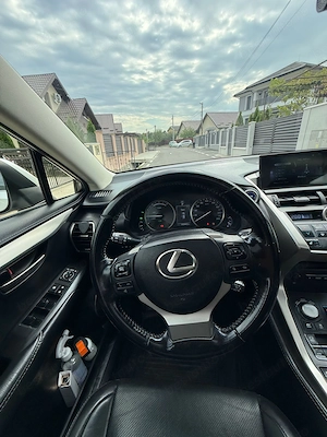 Lexus NX 300 H - imagine 7