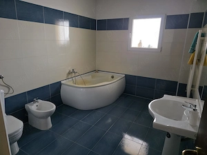 Apartament 3 camere, Su 83 mp St 98 mp Roka General