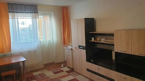 Garsonieră de închiriat 