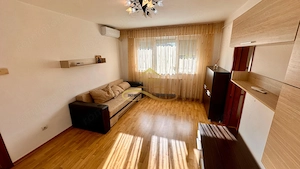 DE VÂNZARE | Apartament 2 camere – Strada Alecu Russo, Bacău - imagine 2