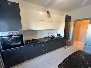 Apartament 3 camere balcon parcare zona Calea Cisnadiei din Sibiu - imagine 7