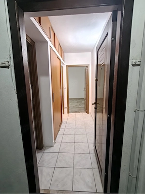 Apartament 2 camere in I zona nord la cheie - imagine 4
