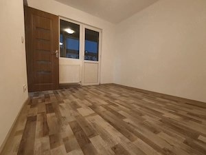 Apartament 2 camere in I zona nord la cheie - imagine 2