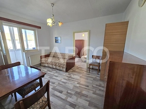 Apartament 2 camere de vanzare cu balcon in zona Ciresica din Sibiu - imagine 2