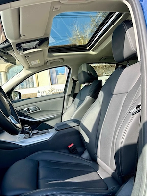 BMW 320xd Luxury Line an 2022 87000km - imagine 5