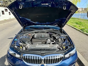 BMW 320xd Luxury Line an 2022 87000km - imagine 3