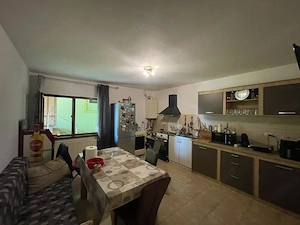 Apartament cu curte proprie | 76 mp utili | 2 camere | Ghiroda - imagine 3