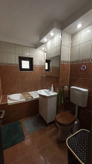 Inchiriez apt 2 camere Zona Soarelui - imagine 2