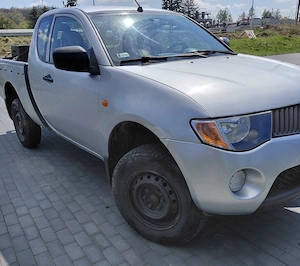 De vănzare Mitsubishi L200 - imagine 2