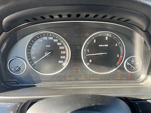 BMW 530d 3.0d 245cp 2011 F10 Euro 5 - imagine 11