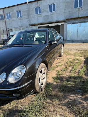 Vand mercedes e 240 4 matic  - imagine 5