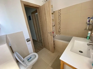 Apartament 3 camere de închiriat - imagine 3