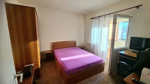 Apartament cu 3 camere, spatios, central - imagine 3