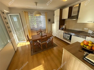 Garsoniera decomandata etaj 1 balcon loc parcare parc Belvedere Sibiu - imagine 4