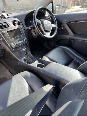 Toyota Avensis - imagine 3
