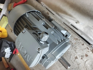 Motor electric 230/380 2.2 kw/ 2915 rpm - imagine 4