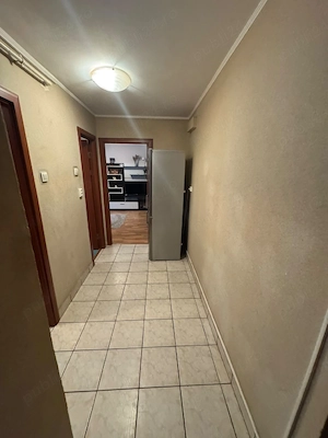 Inchiriez apartament 2 camere confort 2 termen lung zona campus Tomis Nord 400 euro - imagine 6