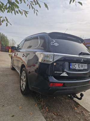Mitsubishi Outlander PHEV  - imagine 2