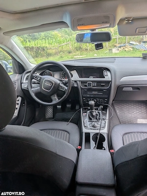 Audi A4 Limuzina 2.0 TDI B8 - imagine 7