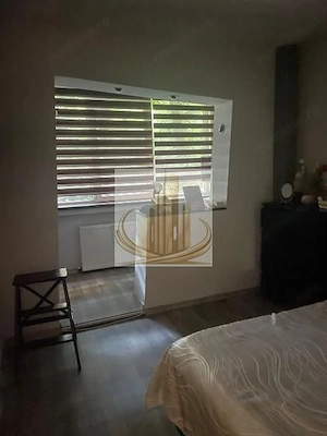 Vand apartament 2 camere mobilat+boxa - imagine 5