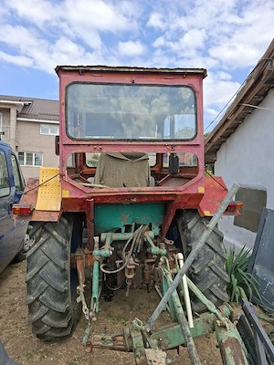 Tractor Universal U650 - imagine 4