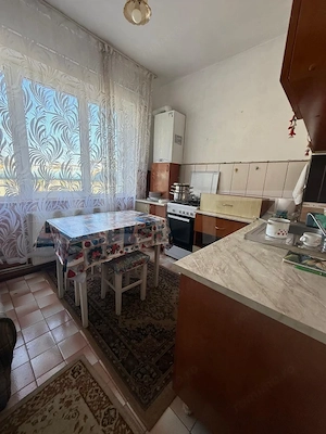 Garsoniera zona Noua, etaj intermediar, centrala proprie, boxa - imagine 2