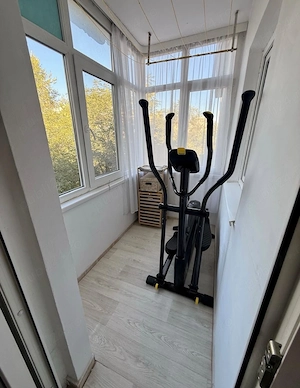 Apartament cu 2 camere decomandate in zona Nicolina. - imagine 8