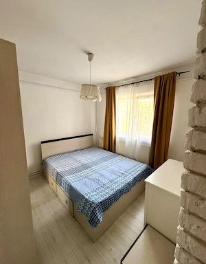 Apartament cu 2 camere decomandate in zona Nicolina. - imagine 5