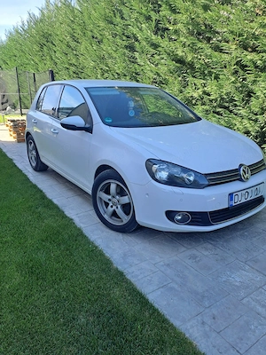 Volkswagen Golf 6 AUTOMATA 2010 1.4 Benzină -Preț 6290 euro    Model-Highline - imagine 9
