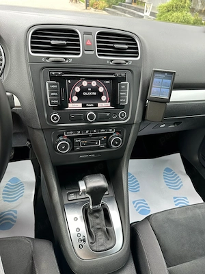 Volkswagen Golf 6 AUTOMATA 2010 1.4 Benzină -Preț 6290 euro    Model-Highline - imagine 6