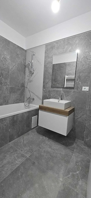 Studio 50mp, bloc nou, zona Tractorul Coresi - imagine 4