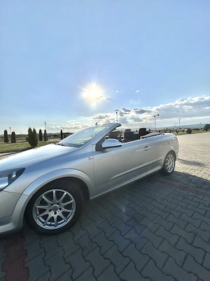 Opel Astra H TwinTop Cabrio - imagine 5
