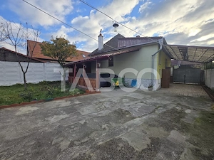 Casa individuala de vanzare 120mp 4 camere si curte 1310mp Gusterita - imagine 8