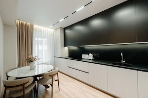 Apartament cu 2 camere de închiriat în Tineretului - imagine 2