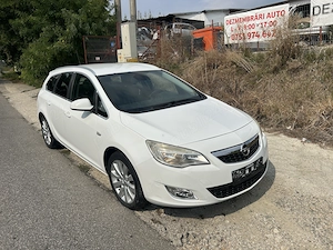 Dezmembram Opel Astra j