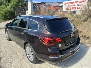 Dezmembram Opel Astra J 2.0 - imagine 3