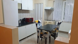 Apartament nou renovat de inchiriat cu 2 camere, decomandat, Zona Costaforu -Piata Mare - imagine 9