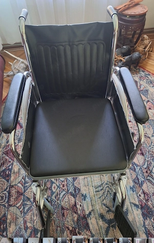 Vand scaun cu rotile multifunctional
