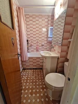 Proprietar.Vând   Schimb  apartament 3 camere decomandat, Confort 1   Pitești, Cartier Banat, Etaj 4 - imagine 8